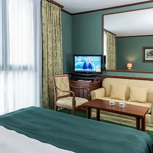 Hotel Leonardo Center Milão