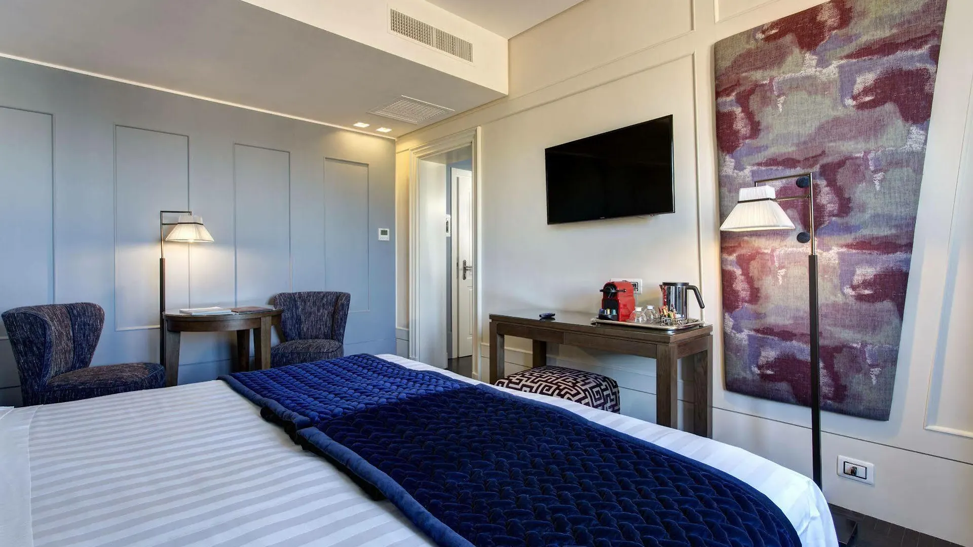 Mascagni Luxury Rooms & Suites Roma Hotel
