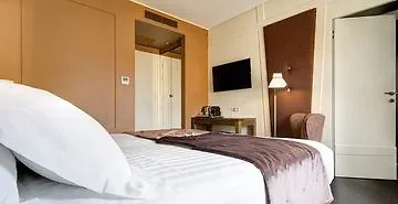 Hotel Mascagni Luxury Rooms & Suites Rome